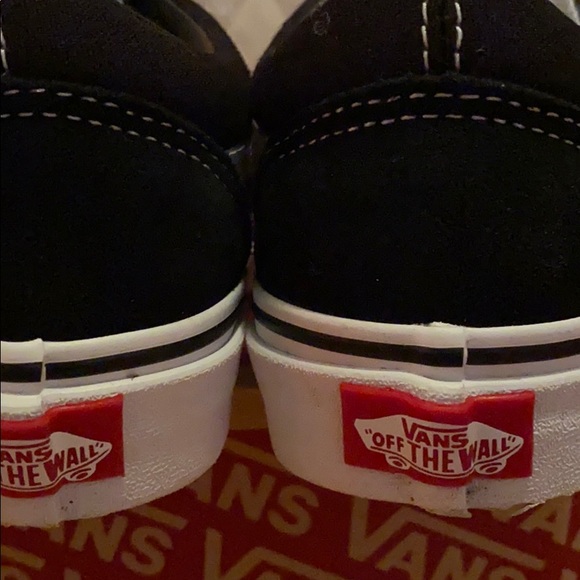 Vans - Picture 7 of 7